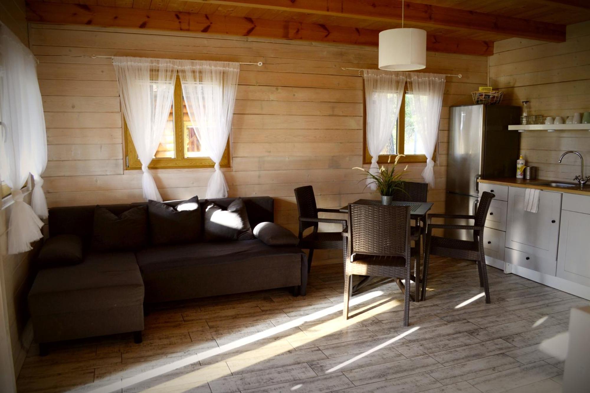 Camping Szczecinek Domy Wypoczynkowe ภายนอก รูปภาพ