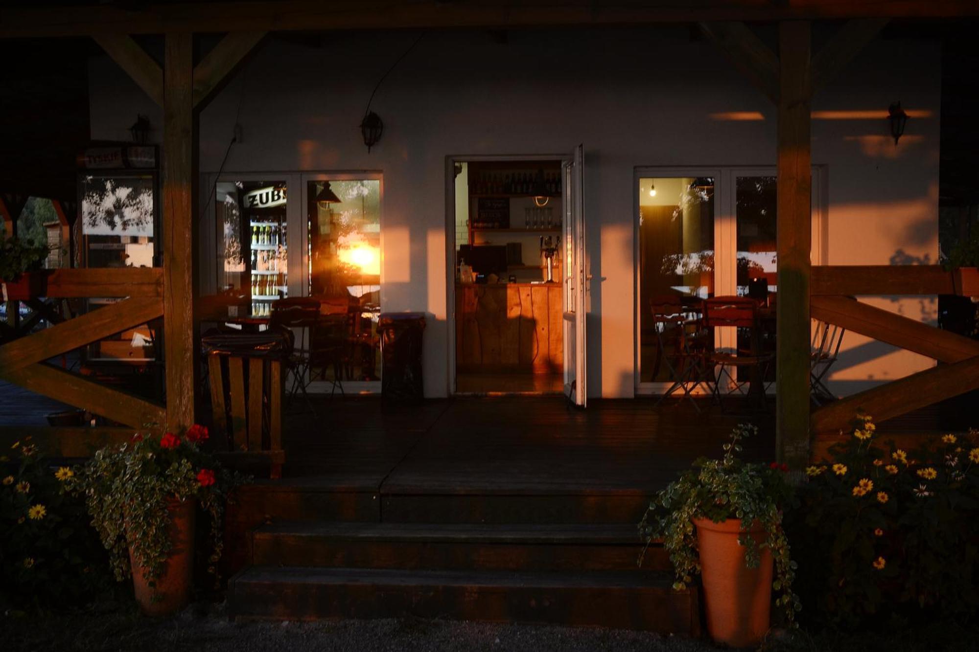 Camping Szczecinek Domy Wypoczynkowe ภายนอก รูปภาพ