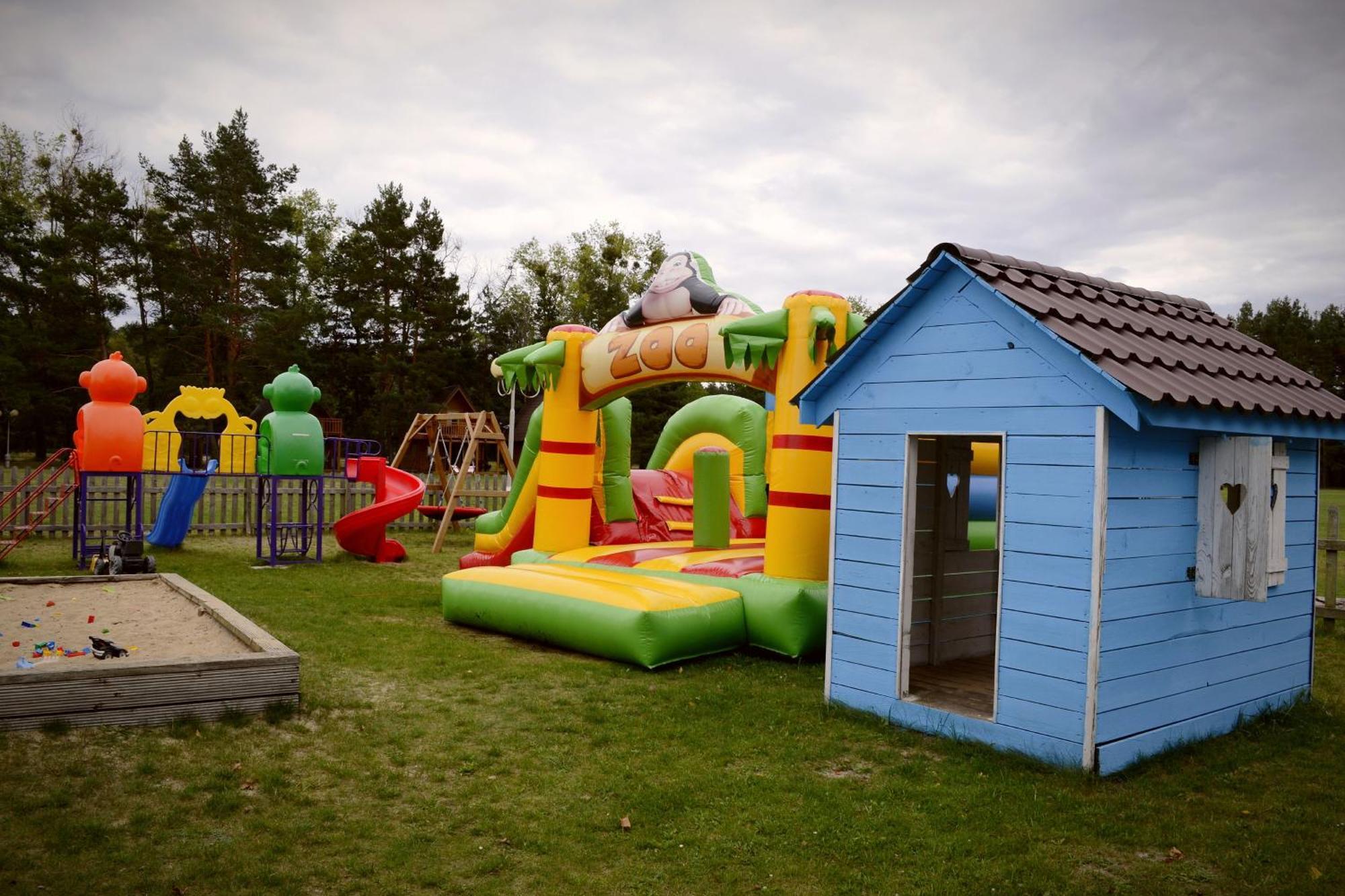 Camping Szczecinek Domy Wypoczynkowe ภายนอก รูปภาพ
