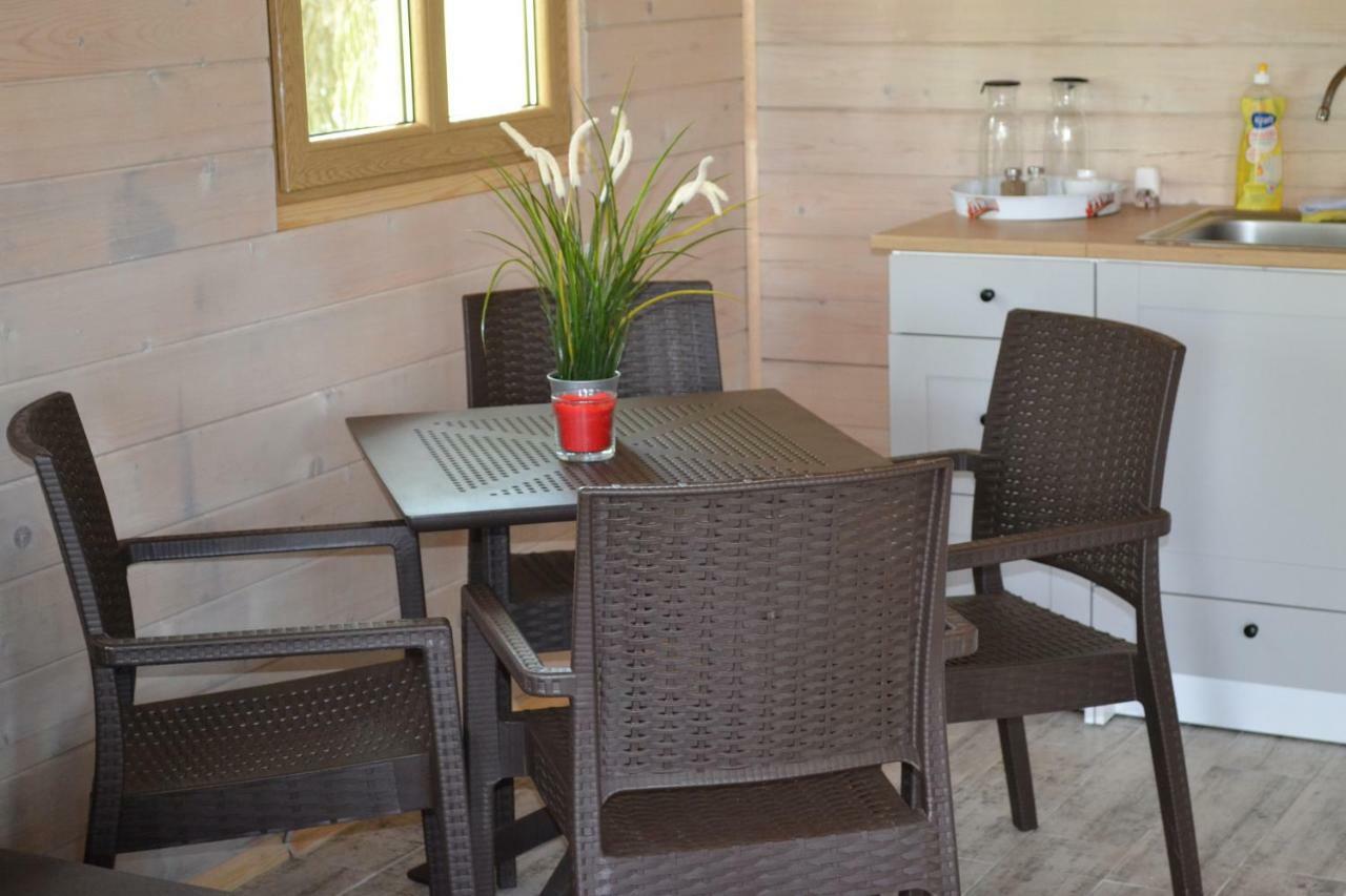 Camping Szczecinek Domy Wypoczynkowe ภายนอก รูปภาพ