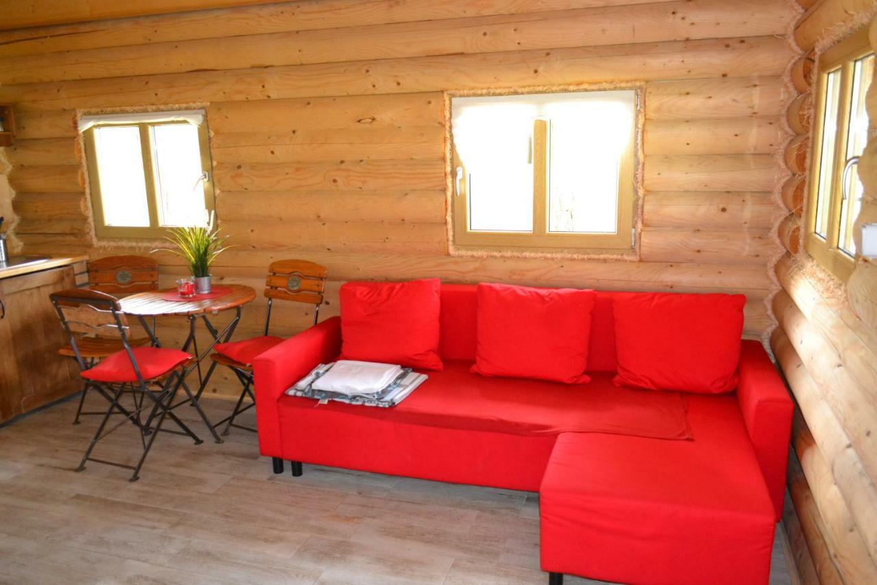 Camping Szczecinek Domy Wypoczynkowe ภายนอก รูปภาพ